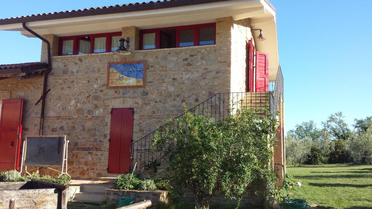 Il Barbagianni Bed & Breakfast Montepescali Luaran gambar
